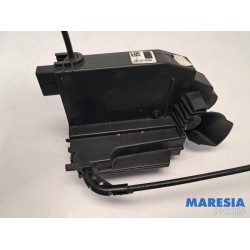 Citroen - C4 Grand Picasso - Door lock mechanism 4-door, front left