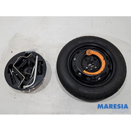 Fiat - 500 - Krikset + reservewiel