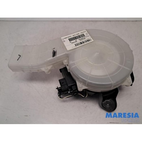 Citroen - C4 Grand Picasso - Heating and ventilation fan motor