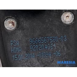 Citroen - C4 Grand Picasso - Antenne
