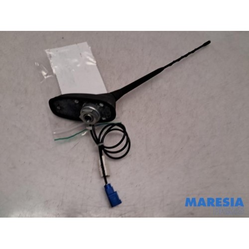 Citroen - C4 Grand Picasso - Antenne