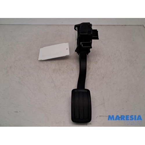 Citroen - C4 Grand Picasso - Gaspedal