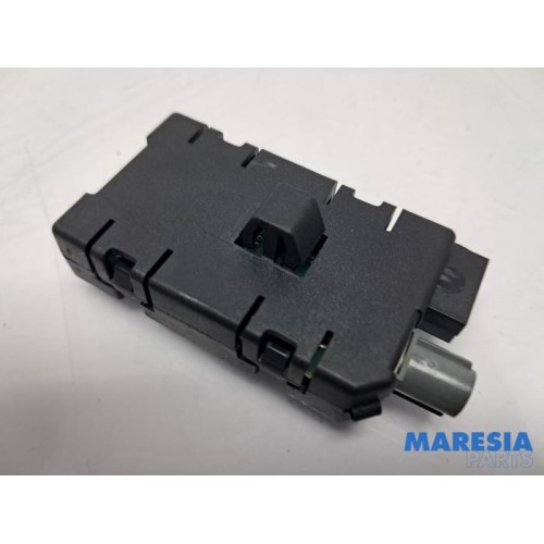 Citroen - C4 Grand Picasso - Antenna Amplifier