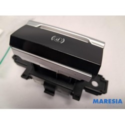 Citroen - C4 Grand Picasso - Parking brake switch