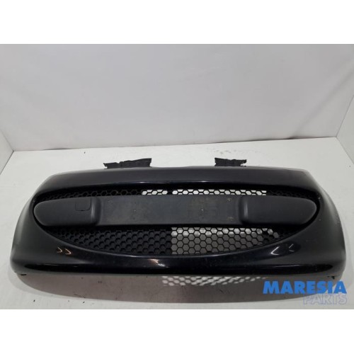 Peugeot - 107 - Pare-chocs avant