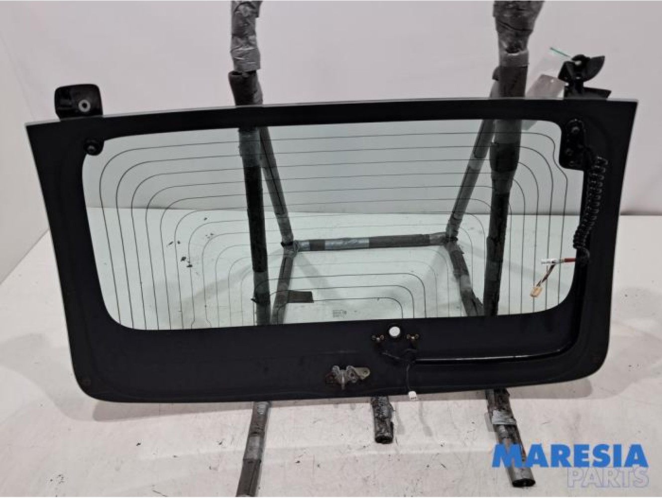 Peugeot - 107 - Fenster hinten
