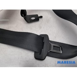 Renault - Clio - Sicherheitsgurt links hinten