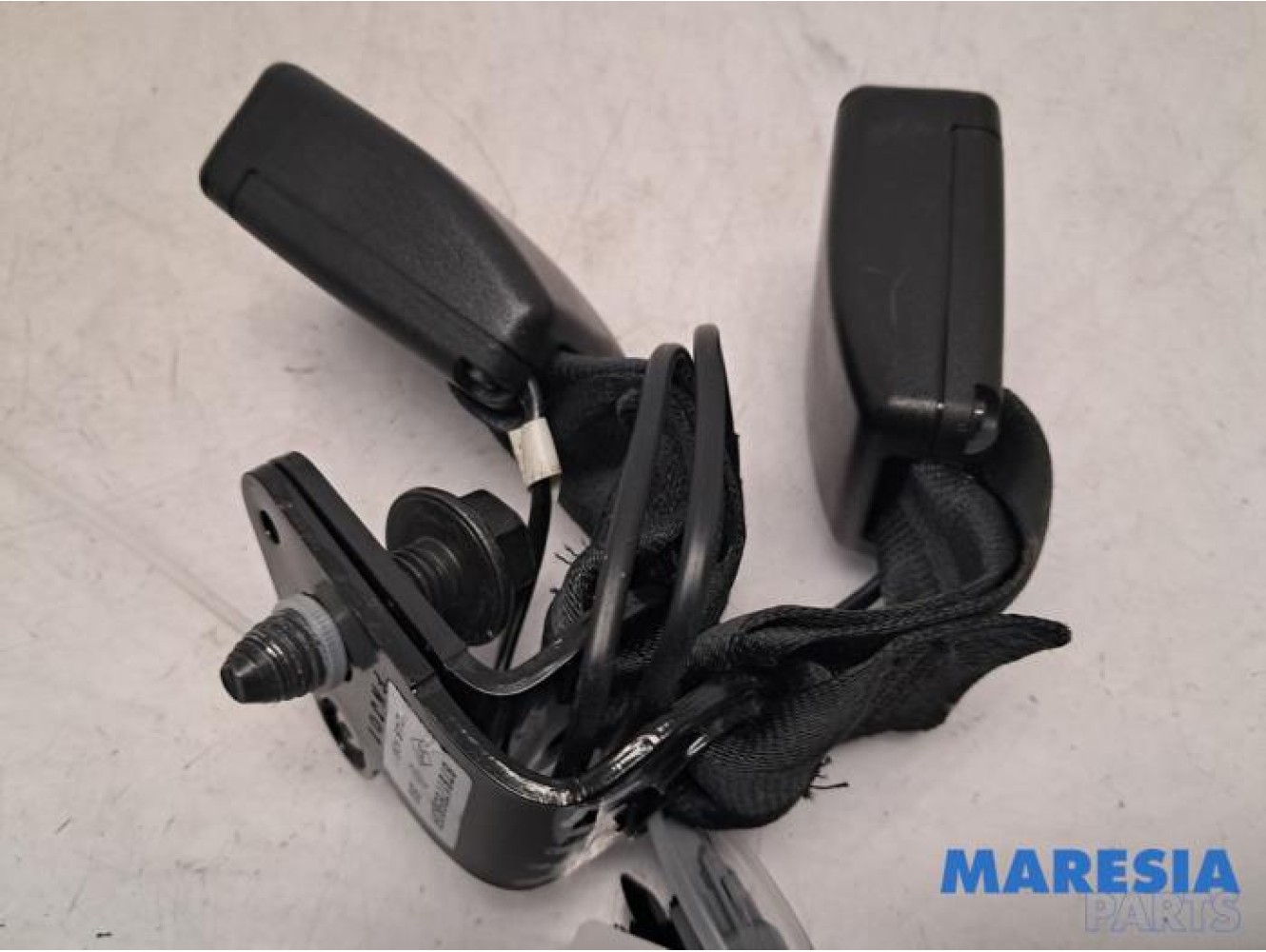 Renault - Clio - Rear seatbelt buckle, left
