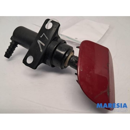 Alfa Romeo - Giulia - Headlight washer