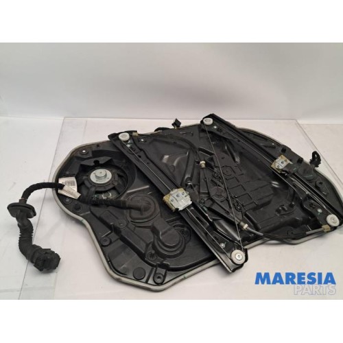 Alfa Romeo - Giulia - Window mechanism 4-door, front right