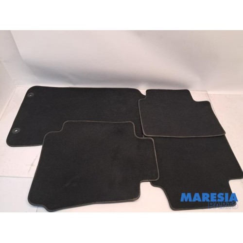 Alfa Romeo - Giulia - Set of mats
