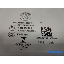 Alfa Romeo - Giulia - Door window 4-door, front right