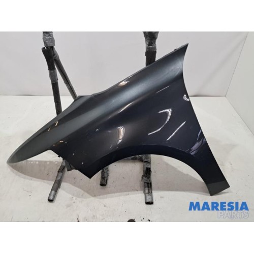 Citroen - C4 Picasso - Front wing, left