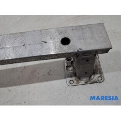 Citroen - C4 Picasso - Rear bumper frame