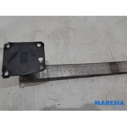Citroen - C4 Picasso - Rear bumper frame
