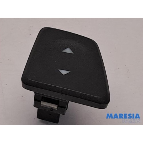 Fiat - 500 - Electric window switch