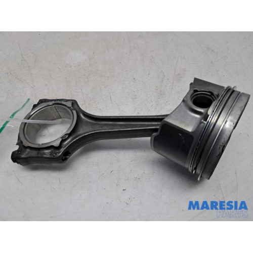 Alfa Romeo - Mito - Piston