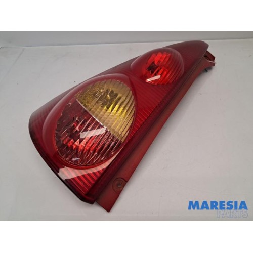 Peugeot - 107 - Taillight, left