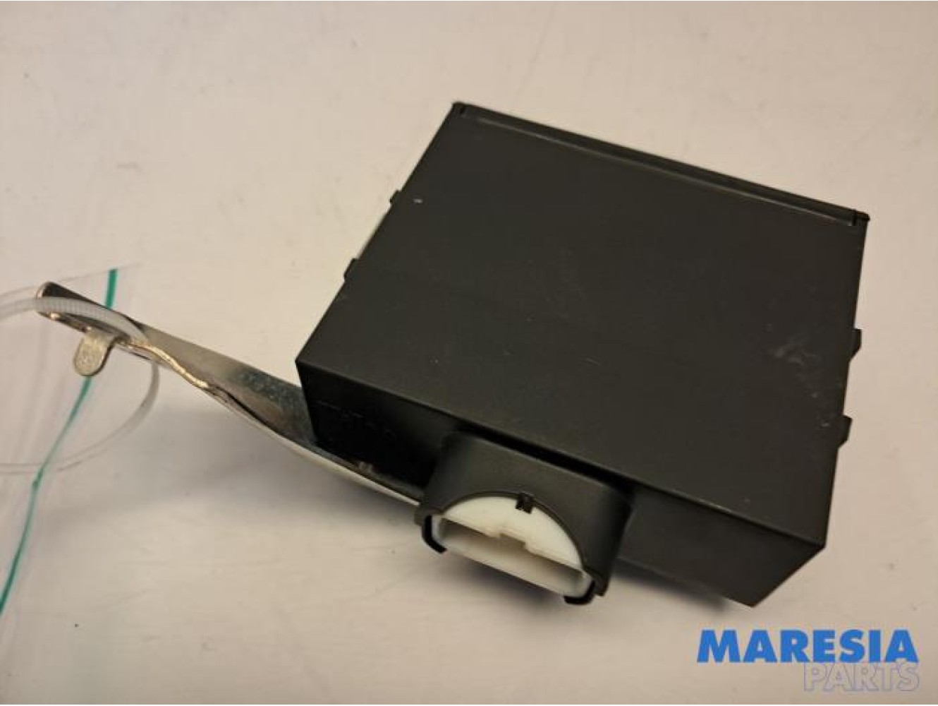 Peugeot - 107 - Central door locking module