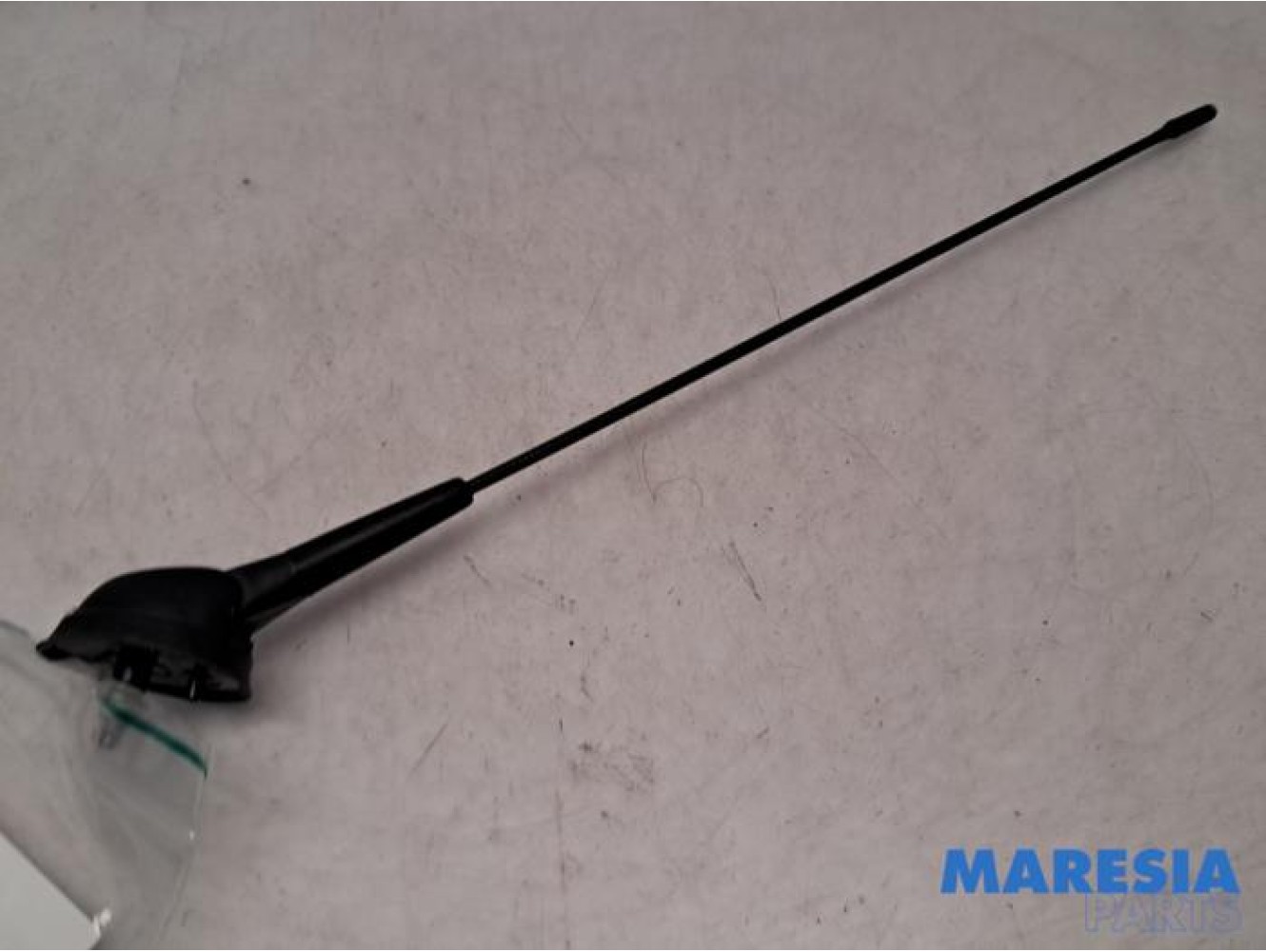 Peugeot - 107 - Antenna