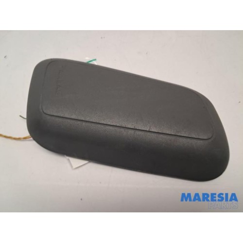 Peugeot - 107 - Airbag stoel (zitplaats)