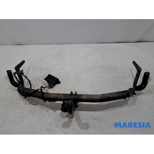 Citroen - C4 Picasso - Towbar