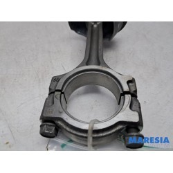 Renault - Clio - Connecting rod