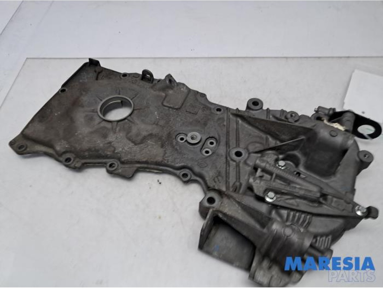 Renault - Clio - Timing cover