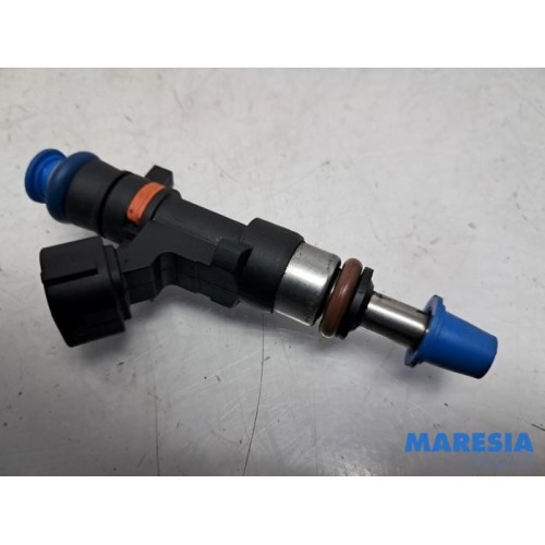 Renault - Clio - Injector (petrol injection)