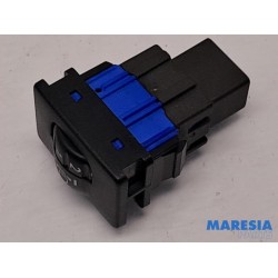 Citroen - C1 - AIH headlight switch