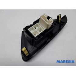 Citroen - C1 - Electric window switch