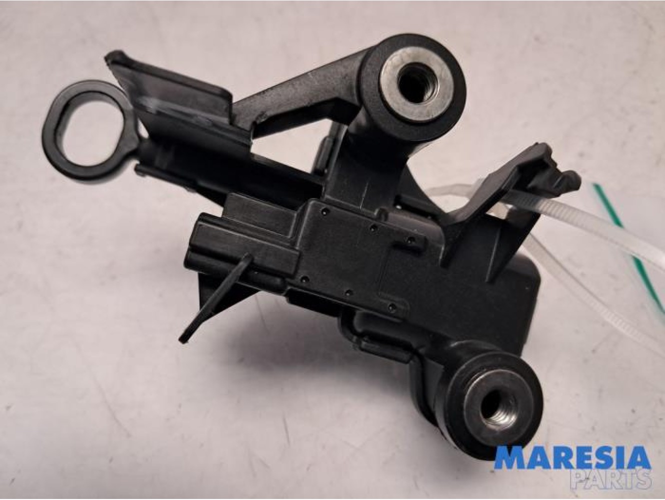 Citroen - C1 - Tailgate lock mechanism
