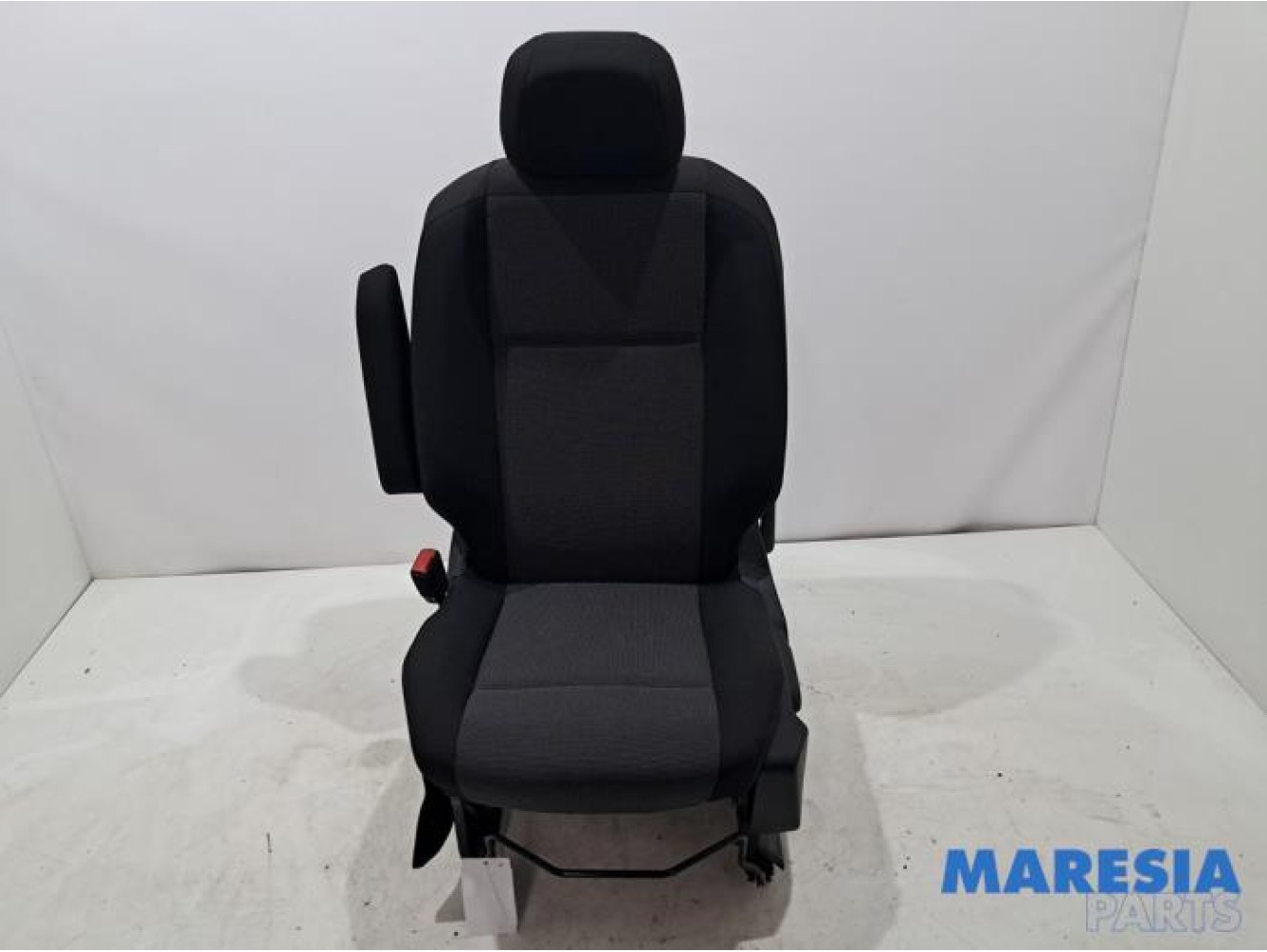 Peugeot - Partner - Seat, left
