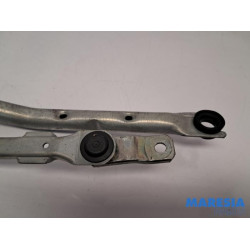 Peugeot - 107 - Wiper mechanism