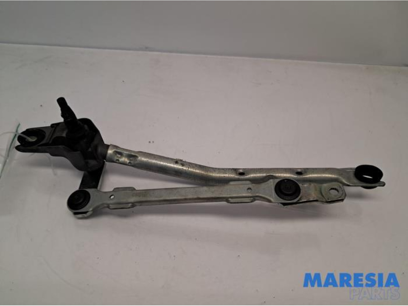 Peugeot - 107 - Wiper mechanism
