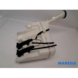Peugeot - 107 - Front windscreen washer reservoir