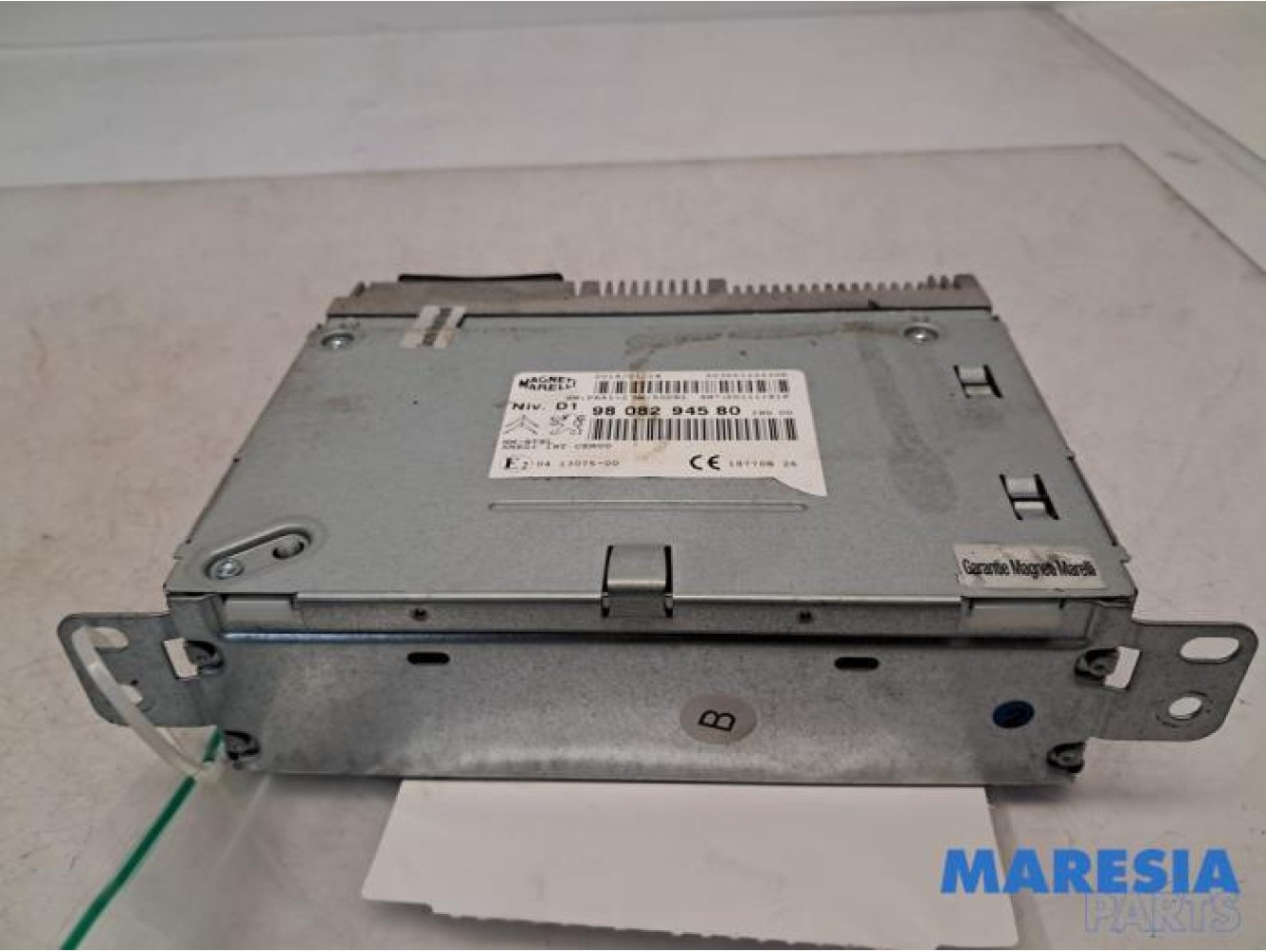 Citroen - C4 Picasso - Multi-media control unit