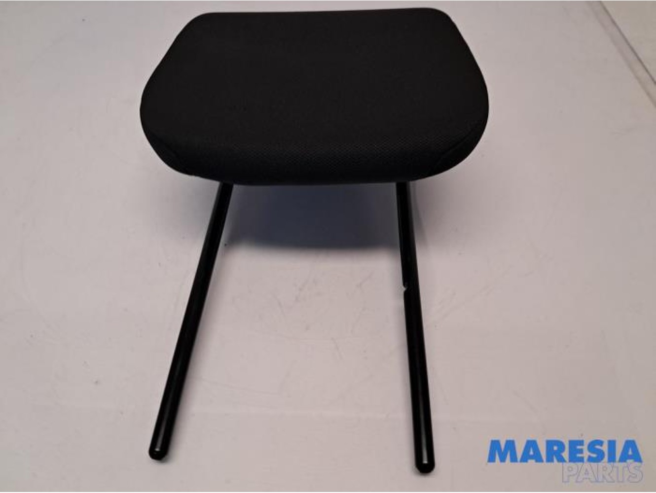 Citroen - C4 Picasso - Headrest