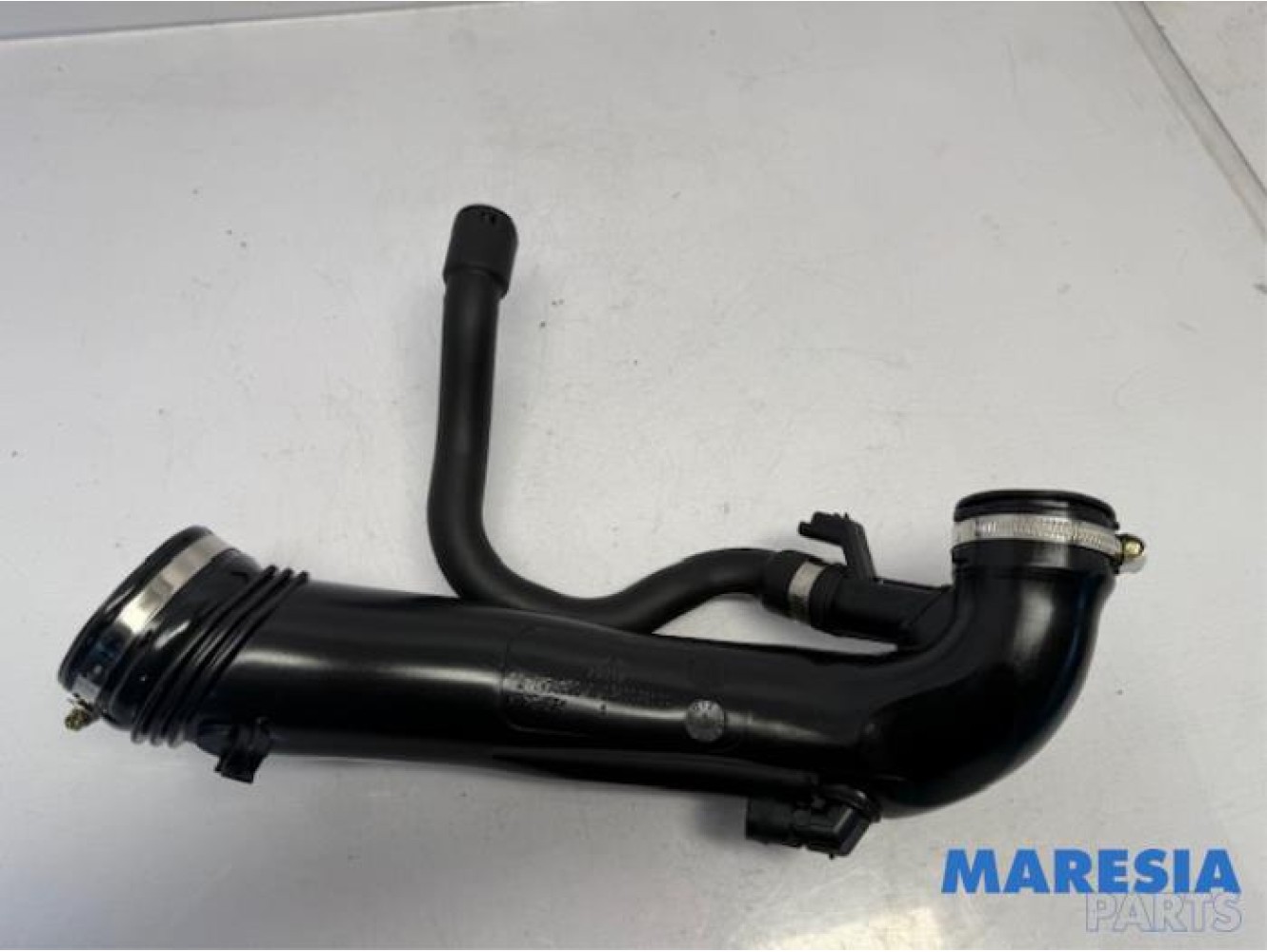 Peugeot - 5008 - Air intake hose