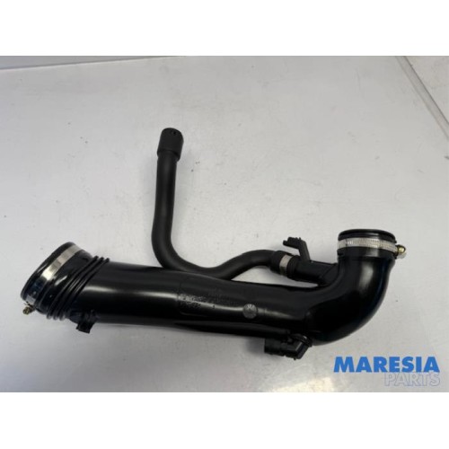 Peugeot - 5008 - Air intake hose