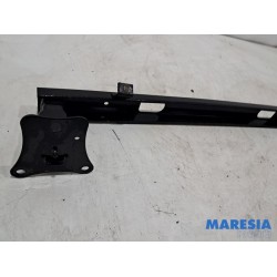 Peugeot - Partner - Rear bumper frame