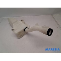 Fiat - Panda - Front windscreen washer reservoir
