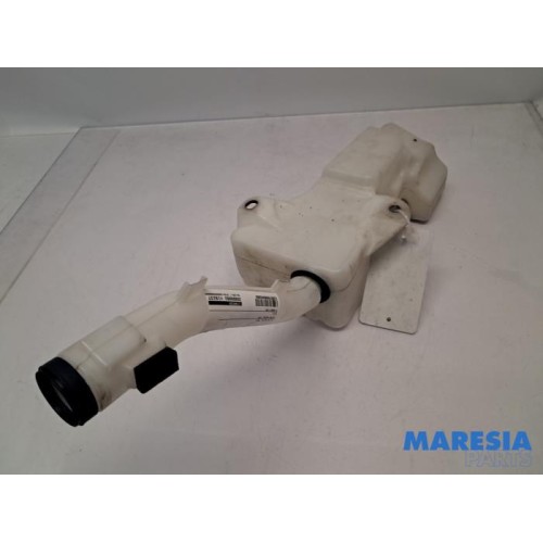 Fiat - Panda - Front windscreen washer reservoir