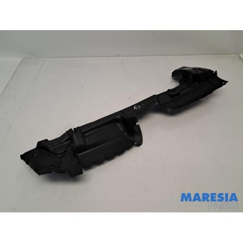 Citroen - C4 Picasso - Air funnel