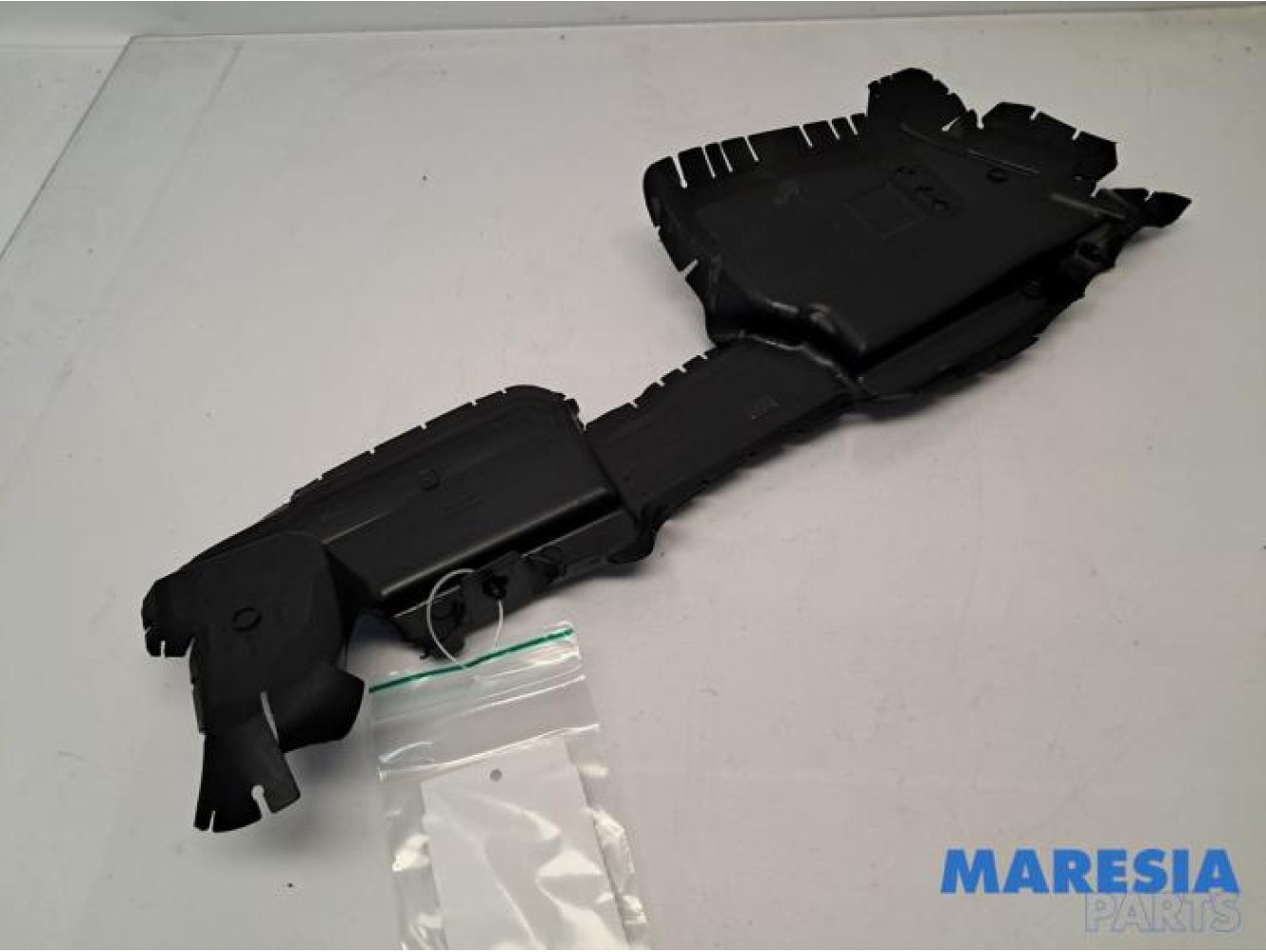 Citroen - C4 Picasso - Air funnel
