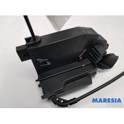 Citroen - C4 Picasso - Door lock mechanism 4-door, front left