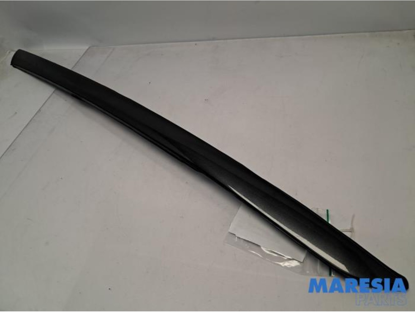 Citroen - C4 Picasso - Frontscreen frame