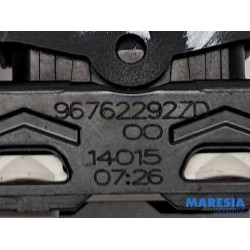 Citroen - C4 Picasso - Electric window switch