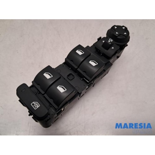 Citroen - C4 Picasso - Multi-functional window switch