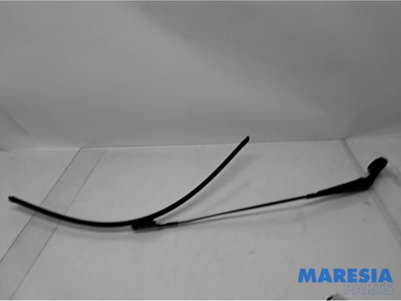 Citroen - C4 Picasso - Front wiper arm